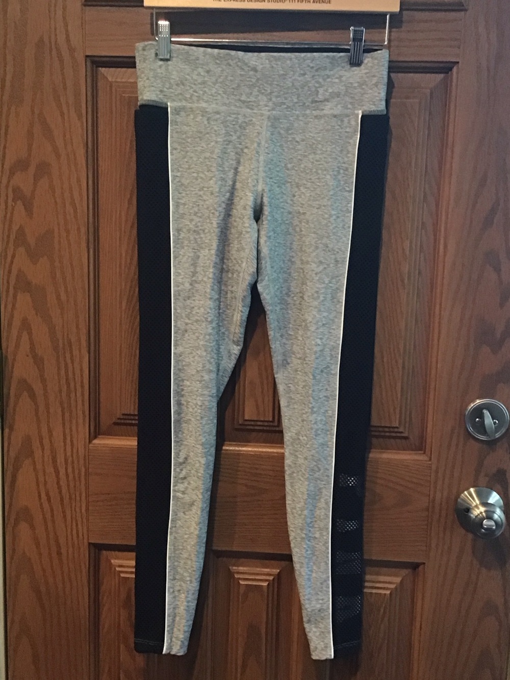 Victoria's Secret “Pink”Grey and Black Side-Panel Leggings. Small